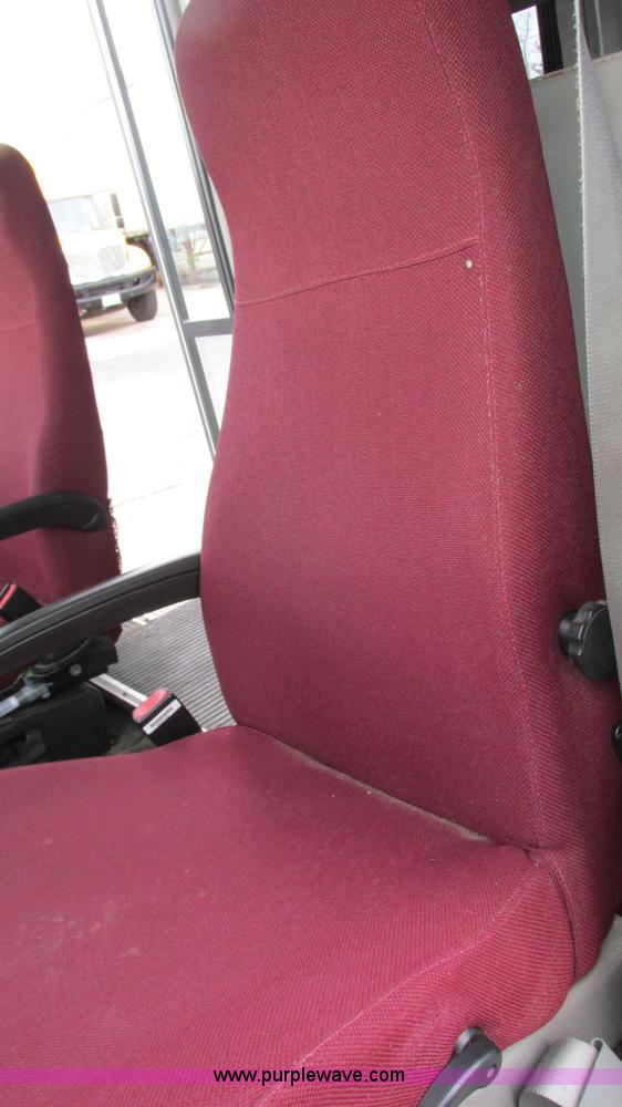 image for item I3194 2005 Ford F350 Goeshen coach bus