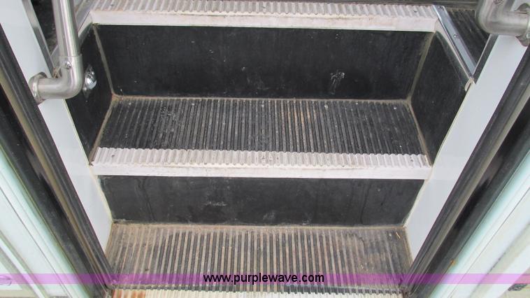 image for item I3194 2005 Ford F350 Goeshen coach bus