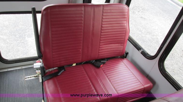 image for item I3194 2005 Ford F350 Goeshen coach bus