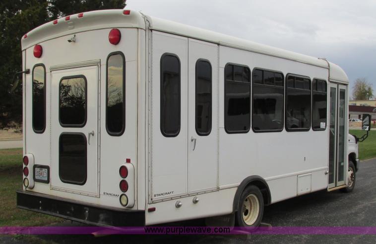 image for item I3195 2008 Ford E450 Starcraft coach bus
