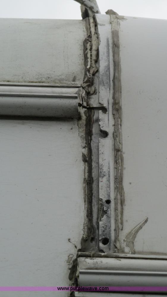 image for item I3195 2008 Ford E450 Starcraft coach bus