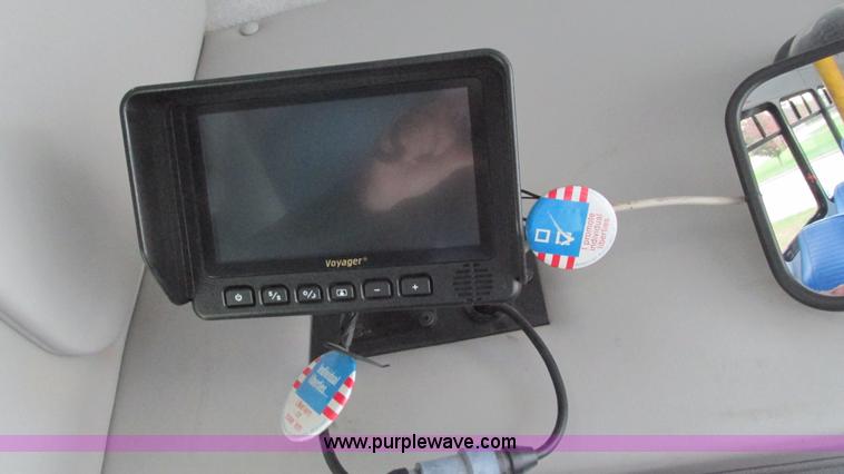 image for item I3195 2008 Ford E450 Starcraft coach bus