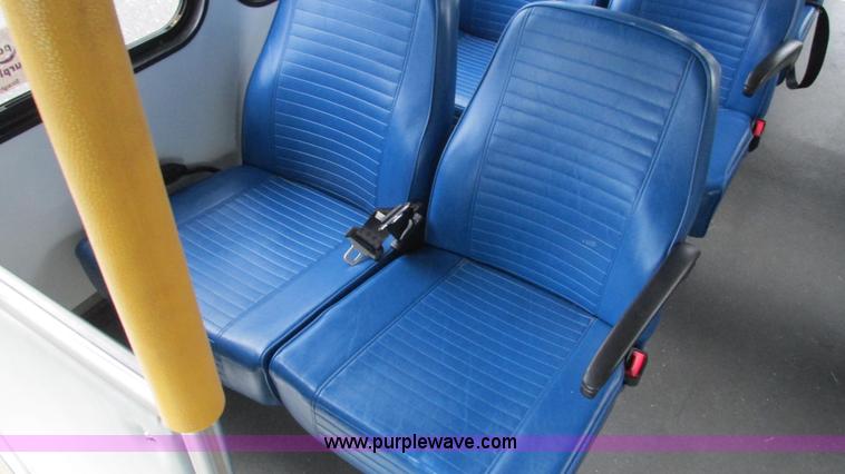 image for item I3195 2008 Ford E450 Starcraft coach bus