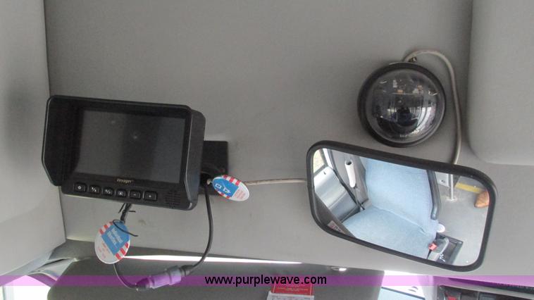 image for item I3195 2008 Ford E450 Starcraft coach bus