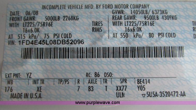 image for item I3195 2008 Ford E450 Starcraft coach bus