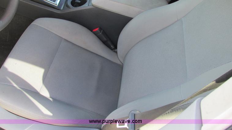 image for item I3196 2006 Dodge Magnum SE