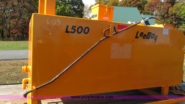 image for item I3197 Lee Boy L500S asphalt distributor