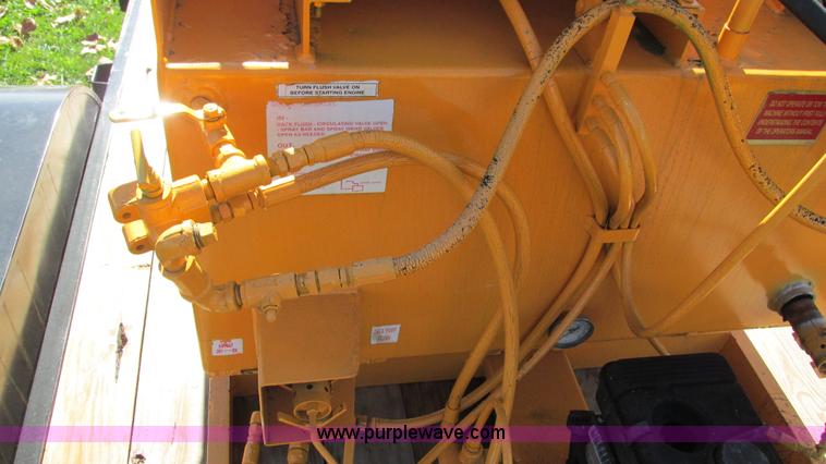 image for item I3197 Lee Boy L500S asphalt distributor