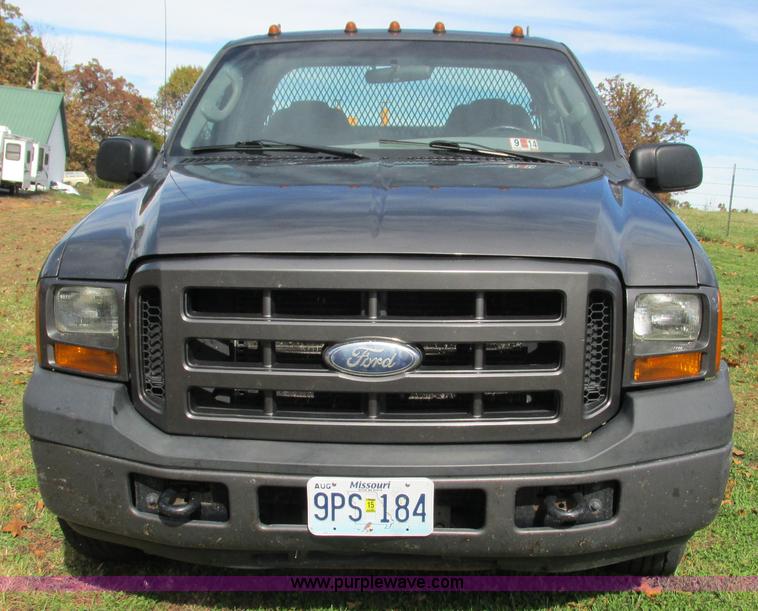 image for item I3198 2007 Ford F250 Super Duty XL SuperCab pickup truck