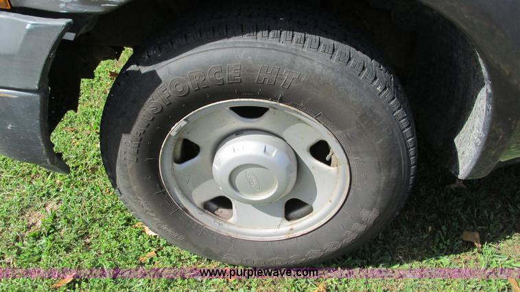 image for item I3198 2007 Ford F250 Super Duty XL SuperCab pickup truck