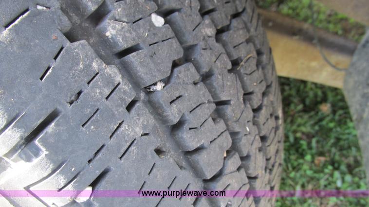 image for item I3198 2007 Ford F250 Super Duty XL SuperCab pickup truck