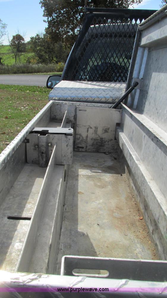 image for item I3198 2007 Ford F250 Super Duty XL SuperCab pickup truck