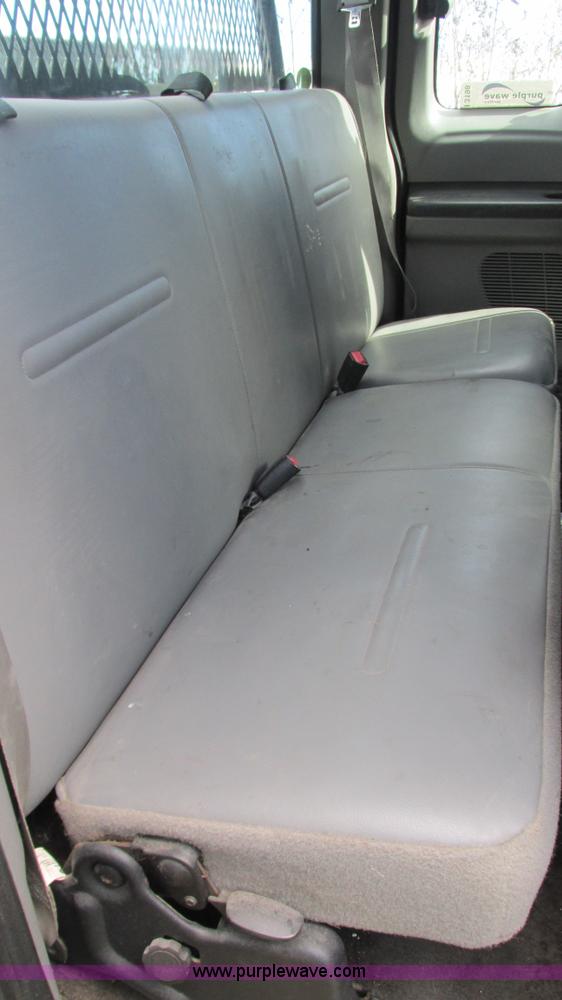 image for item I3198 2007 Ford F250 Super Duty XL SuperCab pickup truck