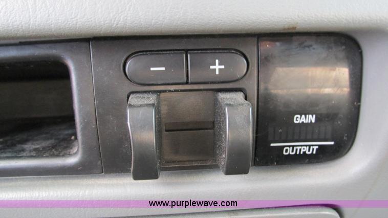 image for item I3198 2007 Ford F250 Super Duty XL SuperCab pickup truck