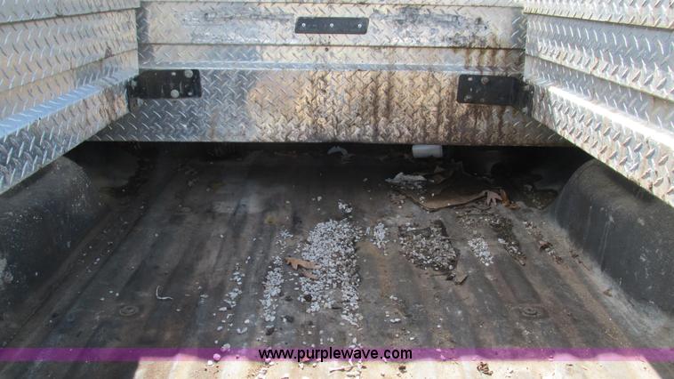 image for item I3198 2007 Ford F250 Super Duty XL SuperCab pickup truck