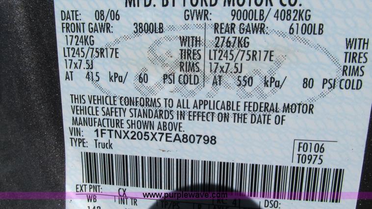 image for item I3198 2007 Ford F250 Super Duty XL SuperCab pickup truck