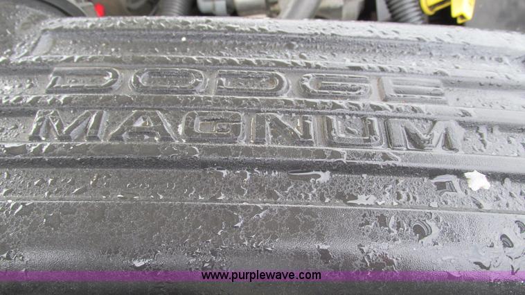 image for item I3200 2003 Dodge Dakota Club Cab pickup truck