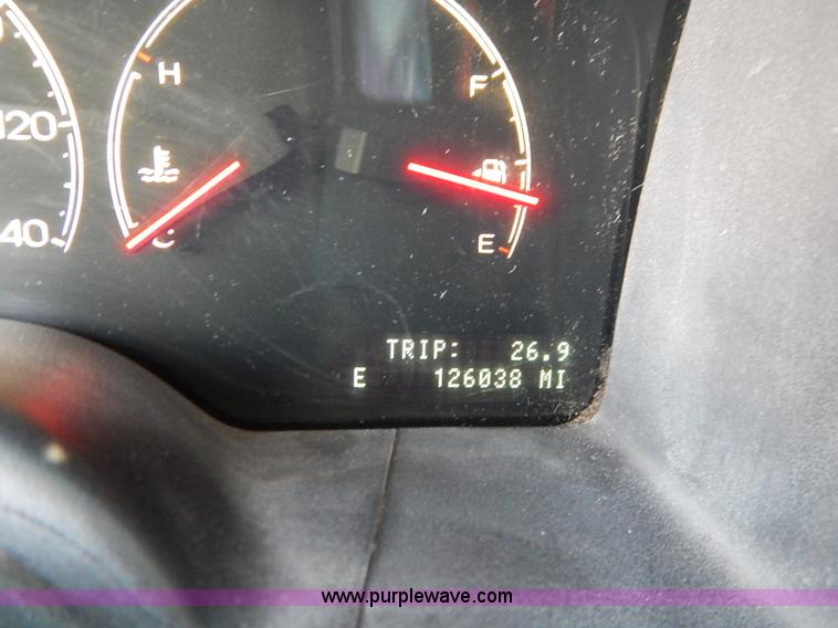 image for item I5271 2003 Lincoln Navigator SUV