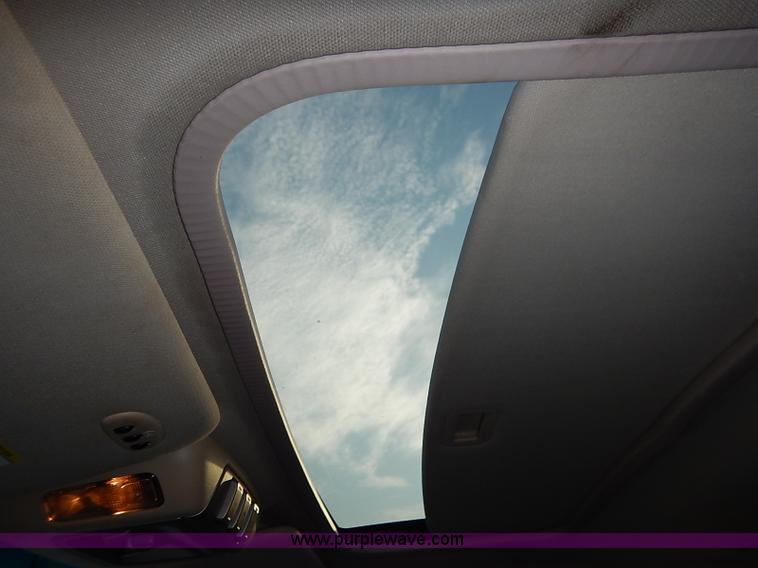 image for item I5271 2003 Lincoln Navigator SUV