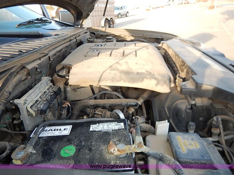 image for item I5271 2003 Lincoln Navigator SUV