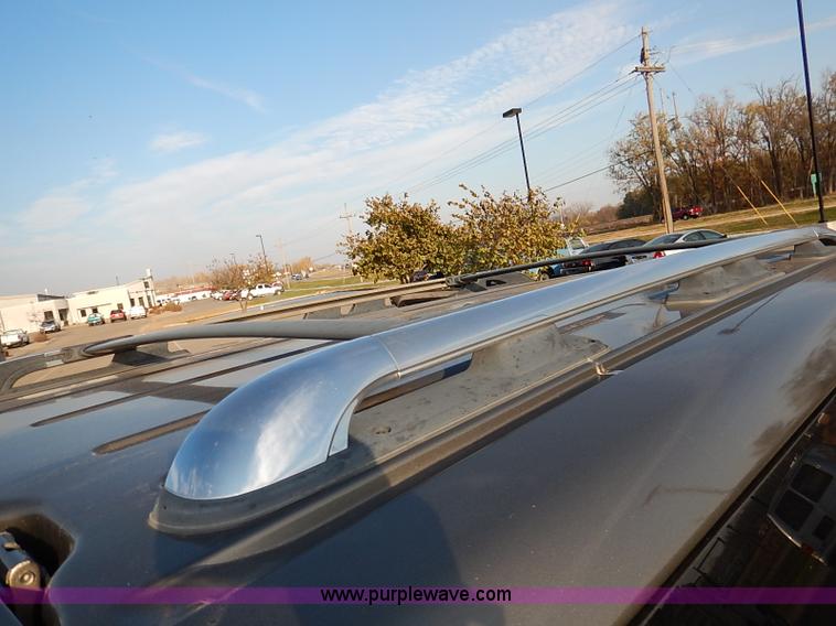 image for item I5271 2003 Lincoln Navigator SUV