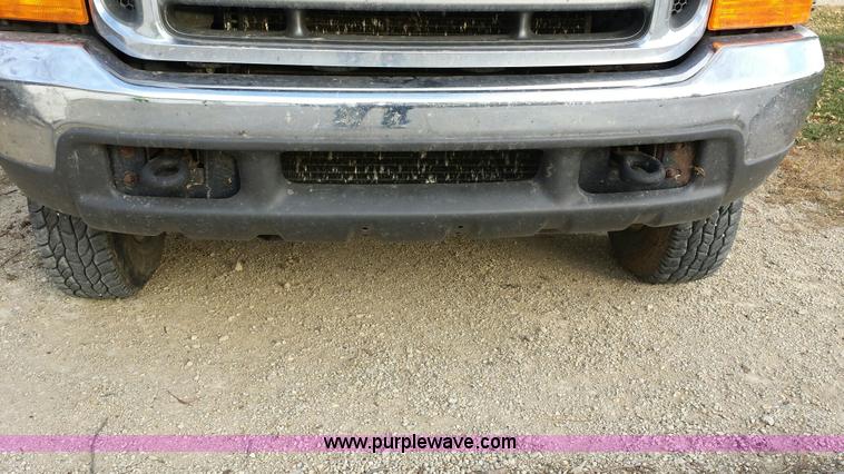 image for item I5273 2000 Ford F250 Super Duty Lariat SuperCab pickup truck