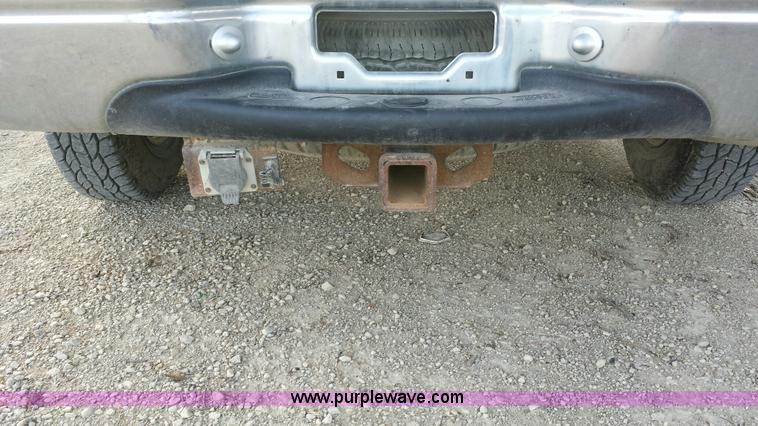 image for item I5273 2000 Ford F250 Super Duty Lariat SuperCab pickup truck