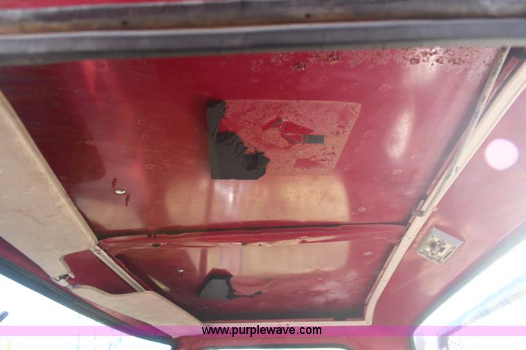 image for item I5920 1978 Ford F350 Custom flatbed pickup truck