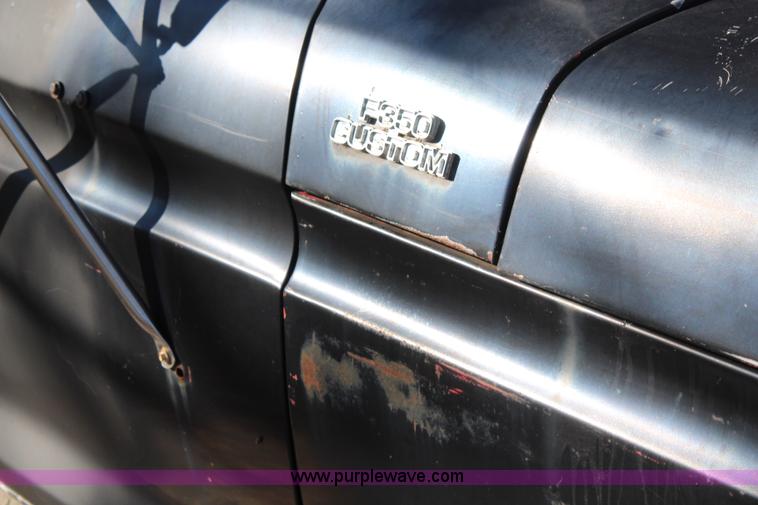 image for item I5920 1978 Ford F350 Custom flatbed pickup truck