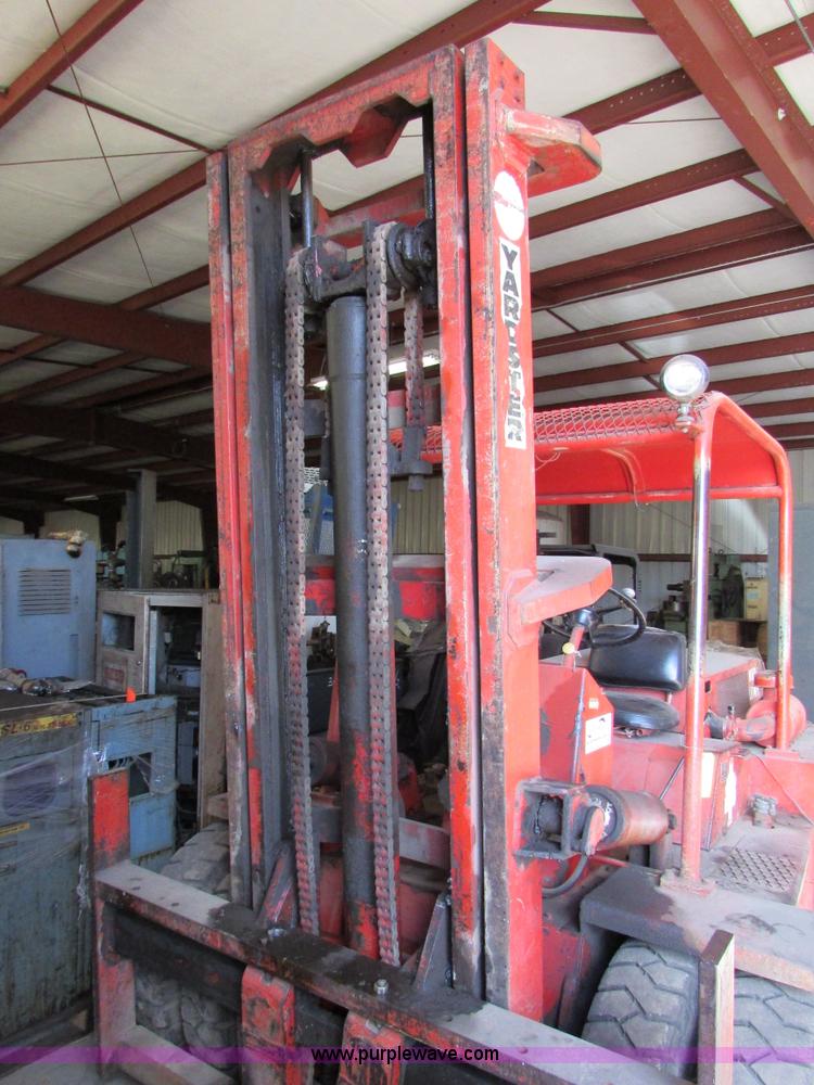 image for item I6719 Taylor Y-10-WS rough terrain forklift