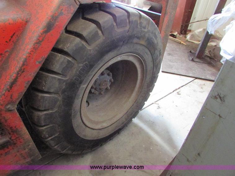 image for item I6719 Taylor Y-10-WS rough terrain forklift