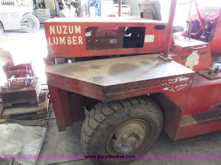 image for item I6719 Taylor Y-10-WS rough terrain forklift