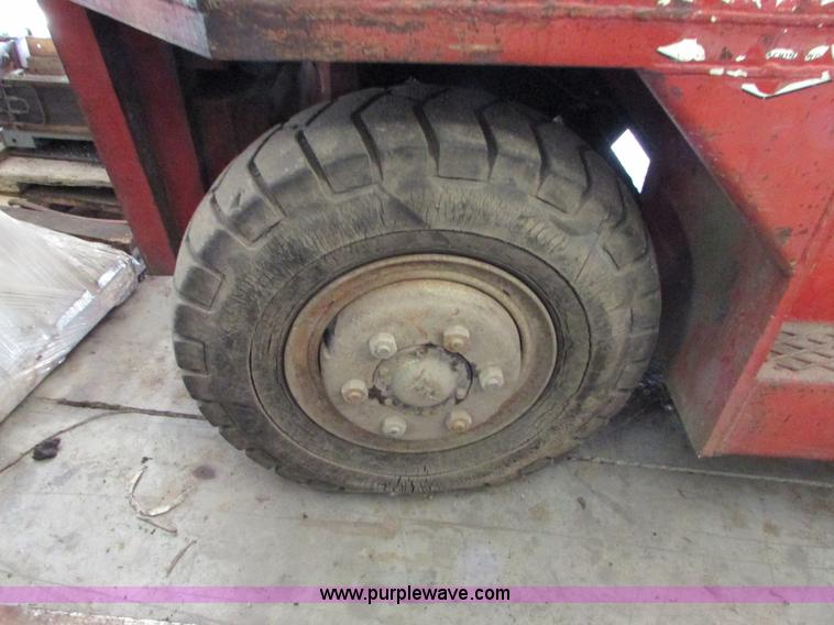 image for item I6719 Taylor Y-10-WS rough terrain forklift