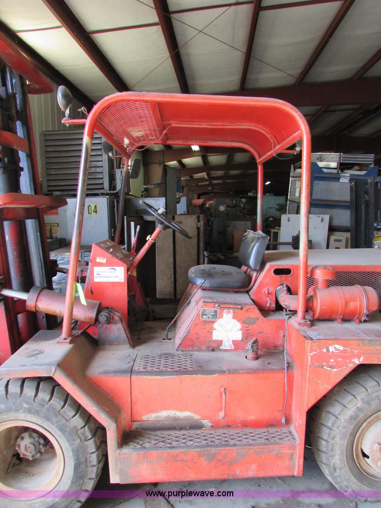 image for item I6719 Taylor Y-10-WS rough terrain forklift