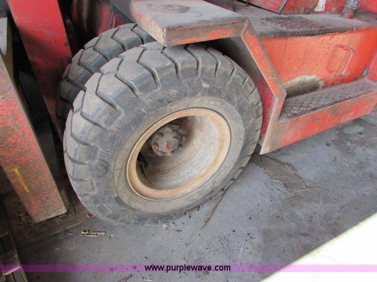 image for item I6719 Taylor Y-10-WS rough terrain forklift