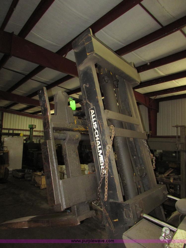 image for item I6721 Allis Chalmers AC-P200 forklift