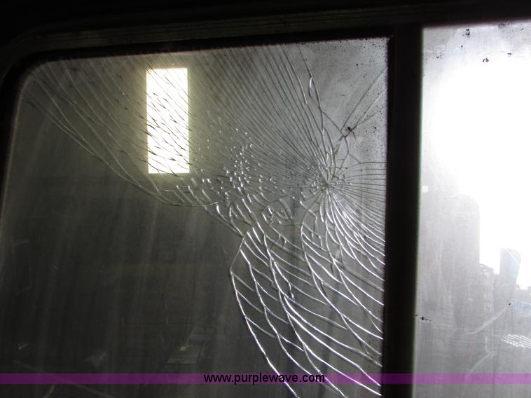 image for item I6721 Allis Chalmers AC-P200 forklift