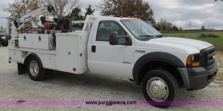 image for item I8879 2007 Ford F550 Super Duty service truck