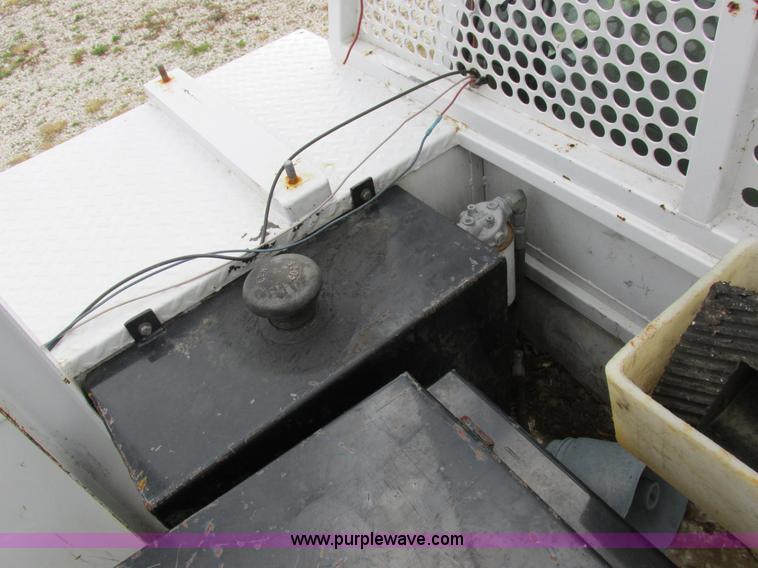 image for item I8879 2007 Ford F550 Super Duty service truck