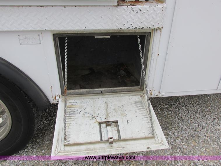 image for item I8879 2007 Ford F550 Super Duty service truck