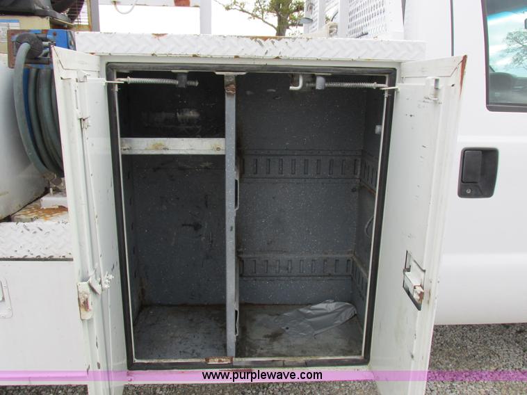 image for item I8879 2007 Ford F550 Super Duty service truck