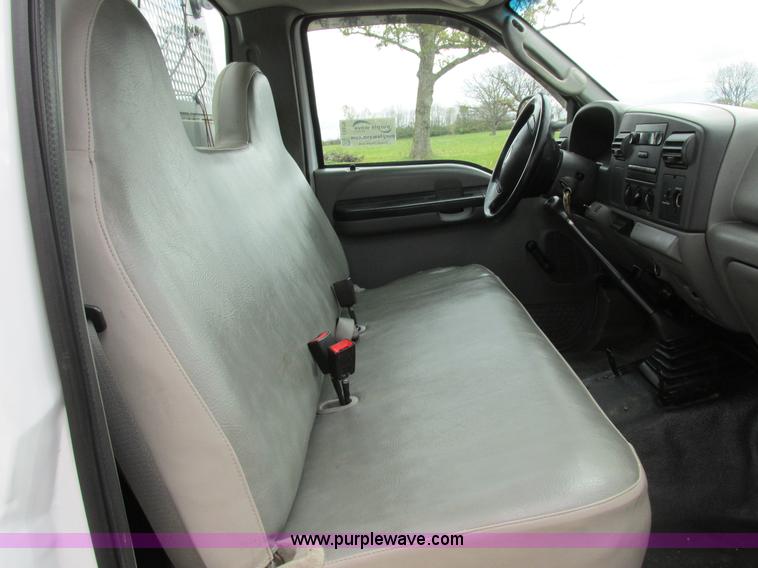 image for item I8879 2007 Ford F550 Super Duty service truck
