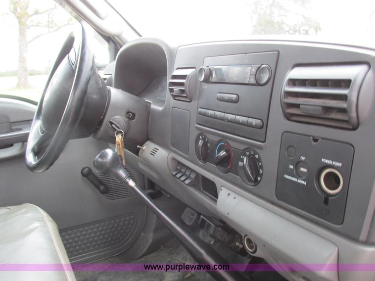 image for item I8879 2007 Ford F550 Super Duty service truck