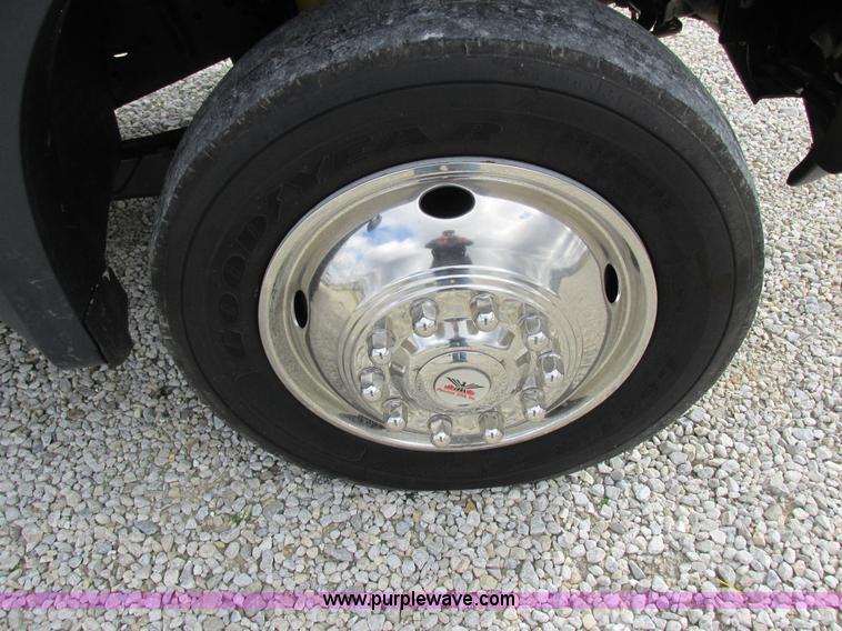 image for item I8879 2007 Ford F550 Super Duty service truck