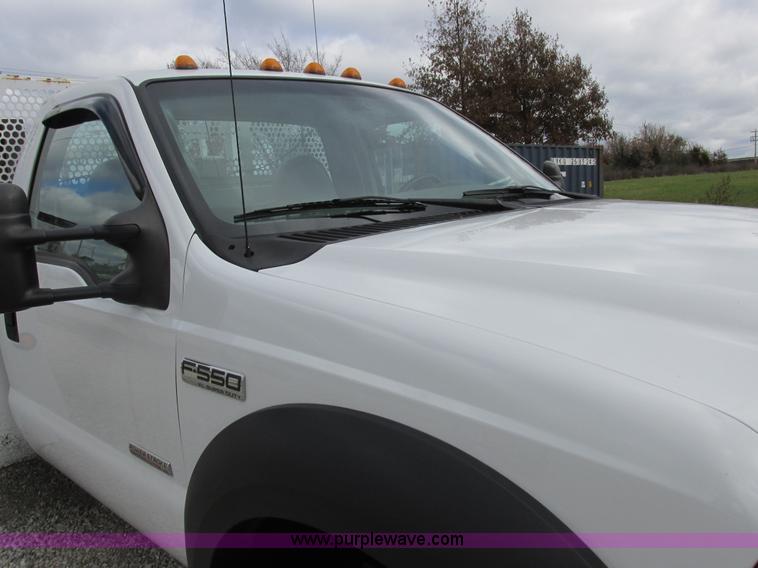 image for item I8879 2007 Ford F550 Super Duty service truck