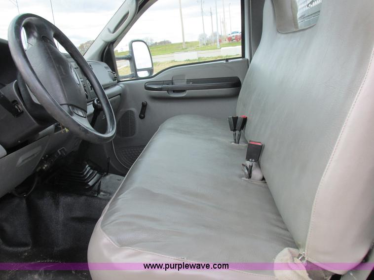 image for item I8879 2007 Ford F550 Super Duty service truck