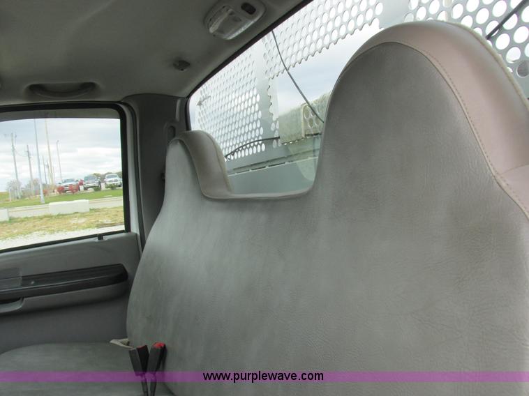 image for item I8879 2007 Ford F550 Super Duty service truck