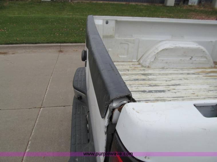 image for item J3475 2006 Chevrolet Silverado 1500 Ext. Cab pickup truck