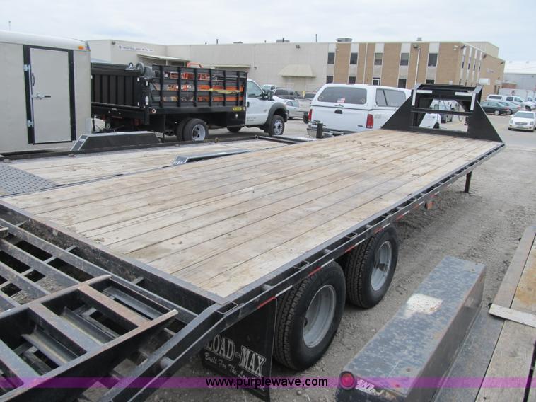 image for item AC9337 2008 Load Max flatbed trailer