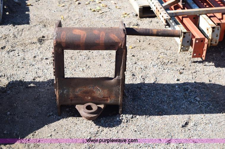 image for item AY9153 Wain Roy quick attach coupler